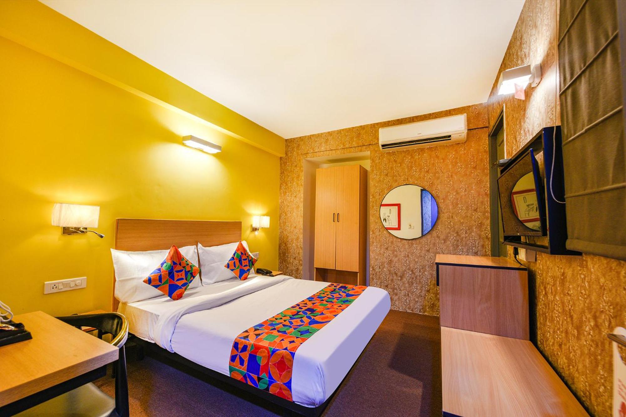 Fabhotel Old Meple Leaf Gurgaon Exterior photo