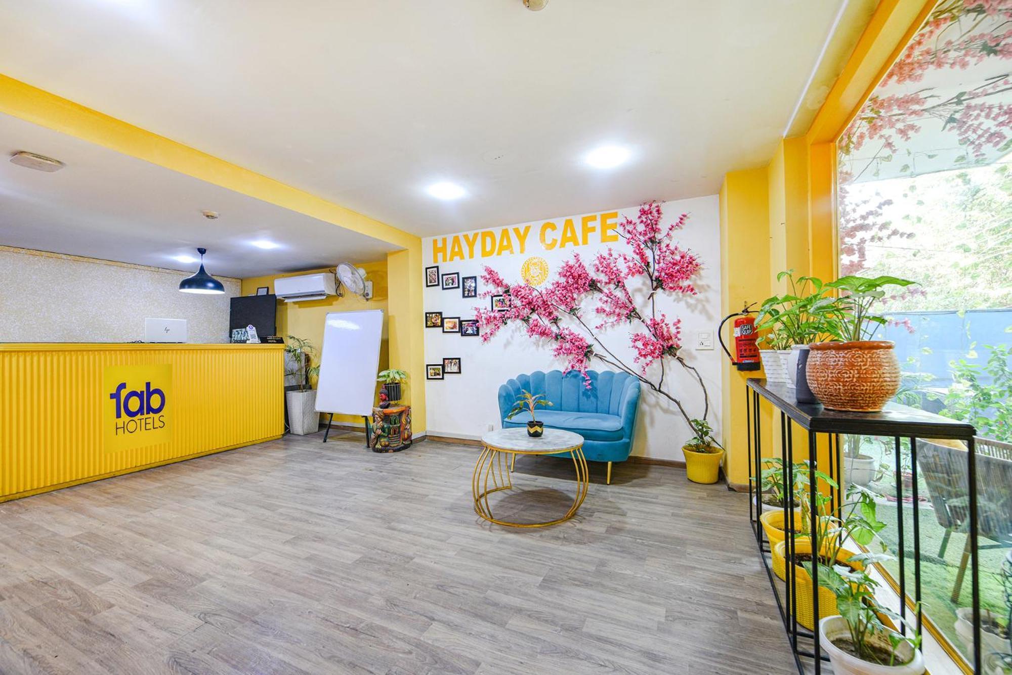 Fabhotel Old Meple Leaf Gurgaon Exterior photo
