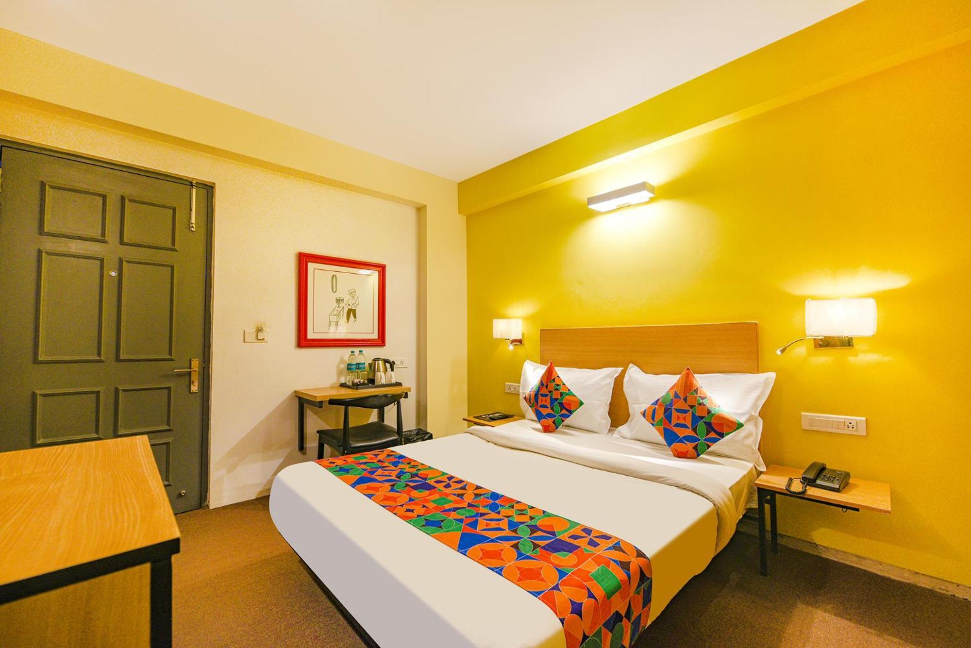 Fabhotel Old Meple Leaf Gurgaon Exterior photo
