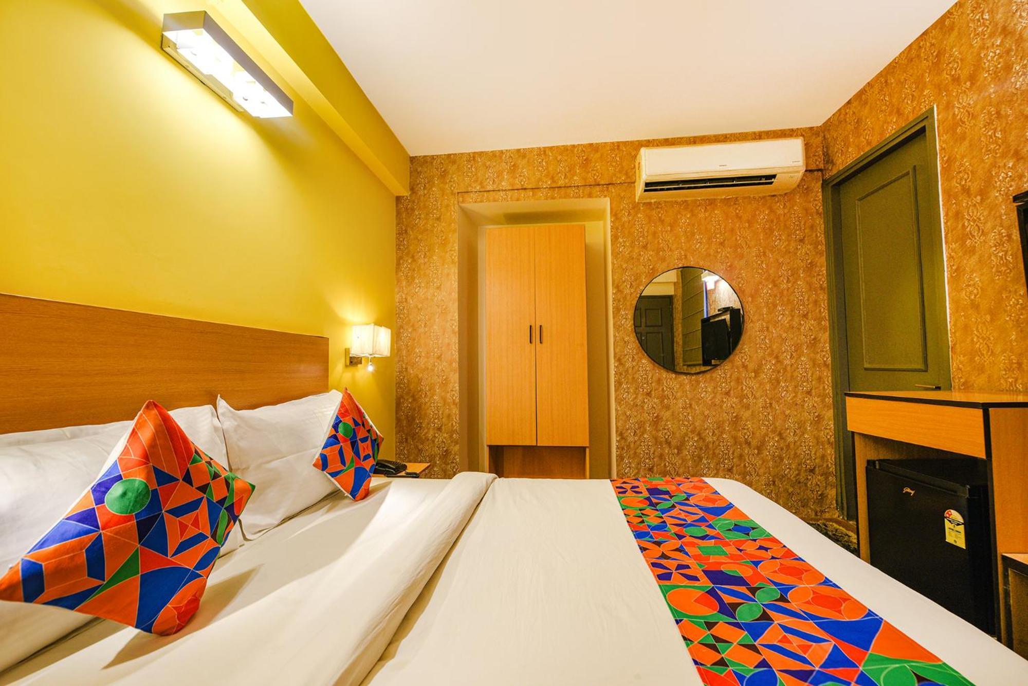 Fabhotel Old Meple Leaf Gurgaon Exterior photo