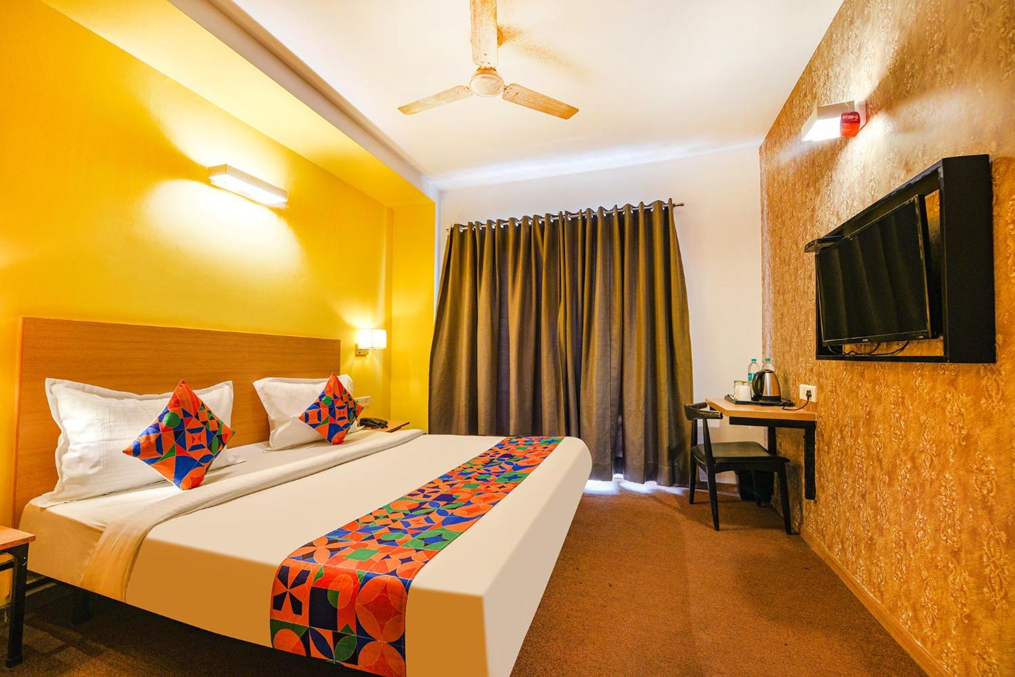 Fabhotel Old Meple Leaf Gurgaon Exterior photo