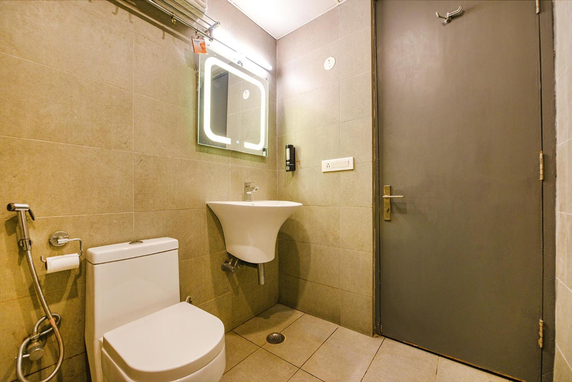 Fabhotel Old Meple Leaf Gurgaon Exterior photo